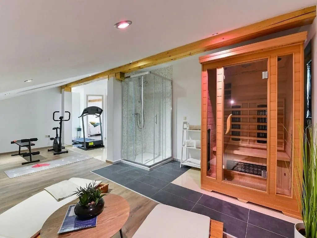 Villa In Stankovci With Swimming Pool
