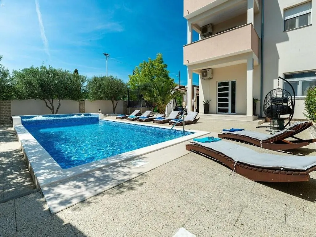 Villa In Stankovci With Swimming Pool